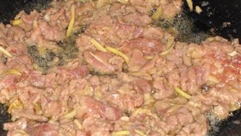 土豆丝炒牛肉的做法步骤4