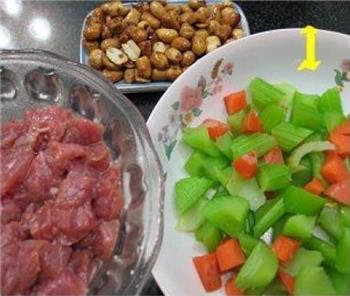 蚝油牛肉粒的做法步骤1