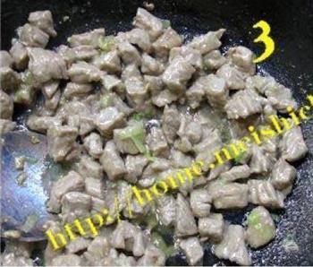 蚝油牛肉粒的做法步骤3