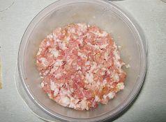 榄菜肉末豆角粒的做法步骤2