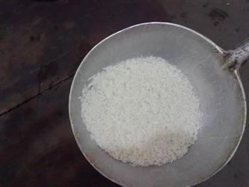荷叶茶香炒米饭的做法步骤2