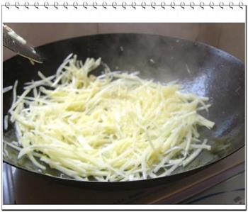 青椒土豆丝的做法步骤8
