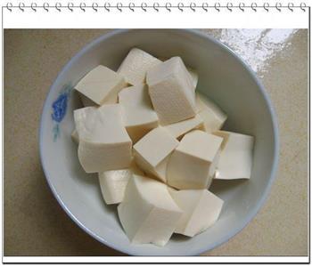酱汁烧豆腐的做法步骤1