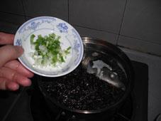 紫菜鱼头汤的做法步骤7