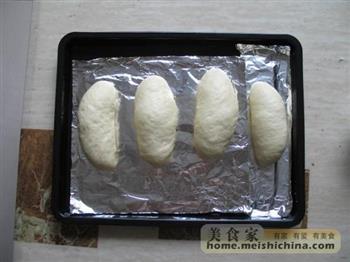 热狗面包的做法步骤8