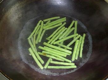 虾米糟菜拌豇豆的做法步骤3