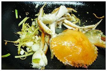 葱姜炒青蟹的做法步骤3
