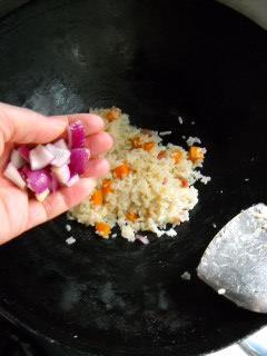 洋葱南瓜焖饭的做法步骤10