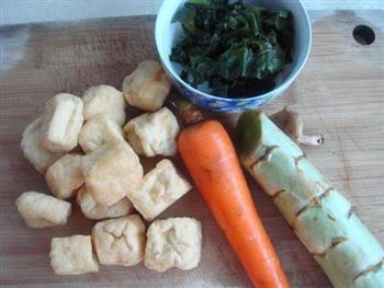 豆腐雕鱼彩蔬盅的做法步骤2