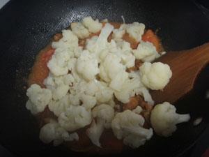 茄汁花菜炒肉片的做法步骤14