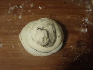 汤种酥皮黑芝麻酱面包的做法步骤10