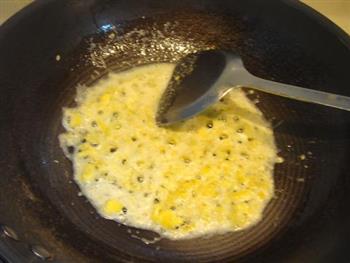 咸蛋黄叉烧豆腐羹的做法步骤6