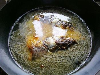 水煮鱼头的做法步骤8