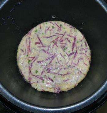 紫薯鸡蛋饼的做法图解4