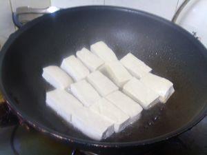 农家腊味烧豆腐的做法图解5