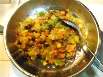 格状咖喱什锦蔬菜派的做法步骤15