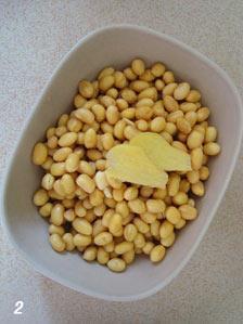 黄豆冬瓜筒骨汤的做法步骤2