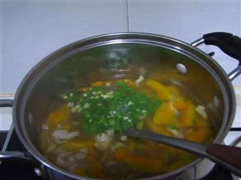 南瓜牛肉汤的做法图解8