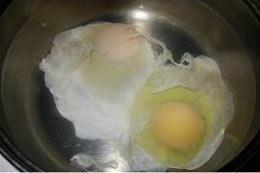 米梗荷包蛋的做法步骤5
