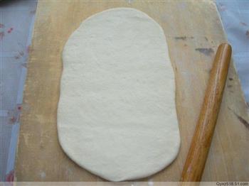 肉松火腿面包的做法步骤2