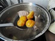栗子鸡脚汤的做法步骤8