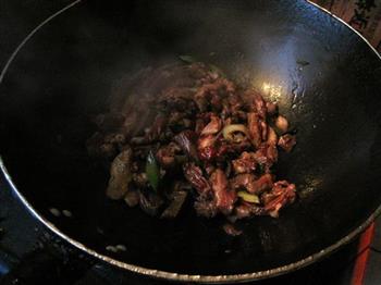 菜花炒肉的做法步骤3