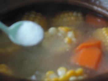 玉米马蹄猪骨汤的做法步骤11