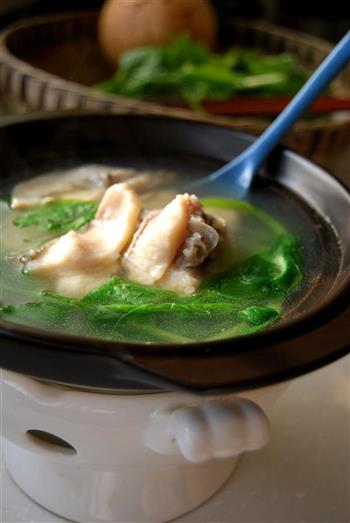鱼片豌豆尖汤的做法图解9