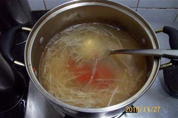 蒜苗萝卜酸辣汤的做法图解9