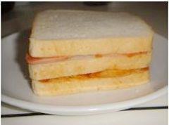 简单早餐之三明治的做法步骤7
