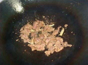 牛肉炒芥兰的做法步骤4