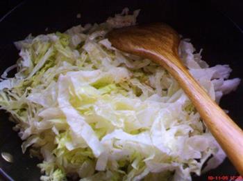白菜炖粉条的做法步骤6