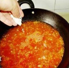 西红柿面絮汤的做法步骤7