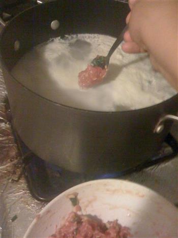 萝卜丝猪肉丸子汤的做法步骤4