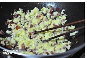 蛋蔬腊味饭的做法图解7