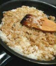 香炒糯米饭的做法步骤3