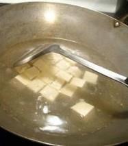 山寨式叉烧麻婆豆腐的做法图解2