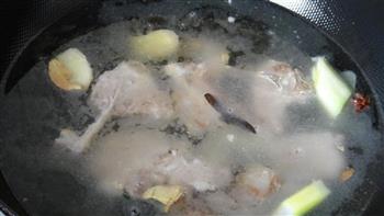 清炖羊排萝卜汤的做法图解8