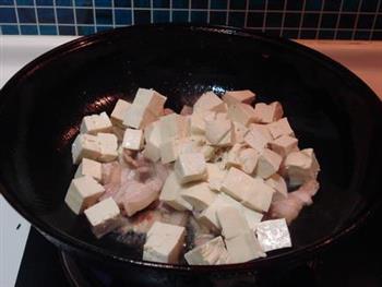 五花肉炖豆腐的做法步骤5