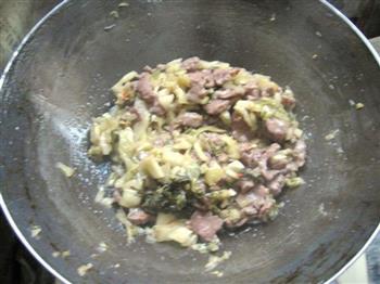 牛肉炒酸菜的做法步骤9