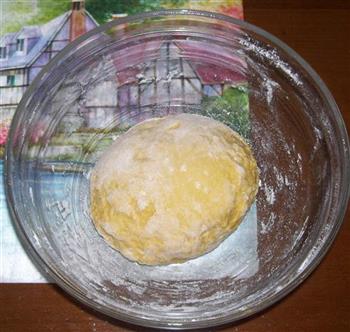 南瓜汁热汤面的做法步骤2