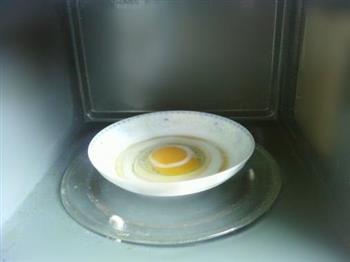 微波炉煎鸡蛋的做法步骤5