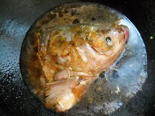 砂锅鱼头煲的做法步骤13