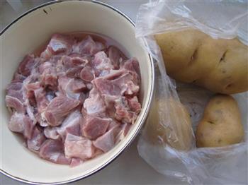 土豆炖羊肉的做法步骤1