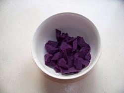 紫薯花样奶黄包的做法图解1