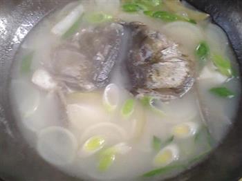 美味鱼头汤的做法步骤6