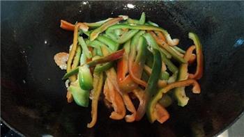 虾米炒杂蔬的做法步骤5