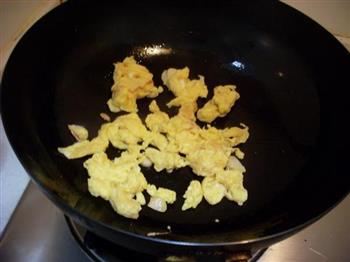 西葫芦炒鸡蛋的做法步骤4