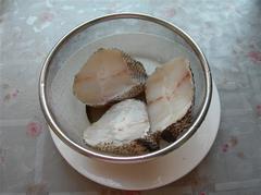 豆豉香辣银鳕鱼的做法图解2