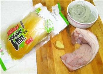 家常酸菜粉条五花肉的做法步骤1